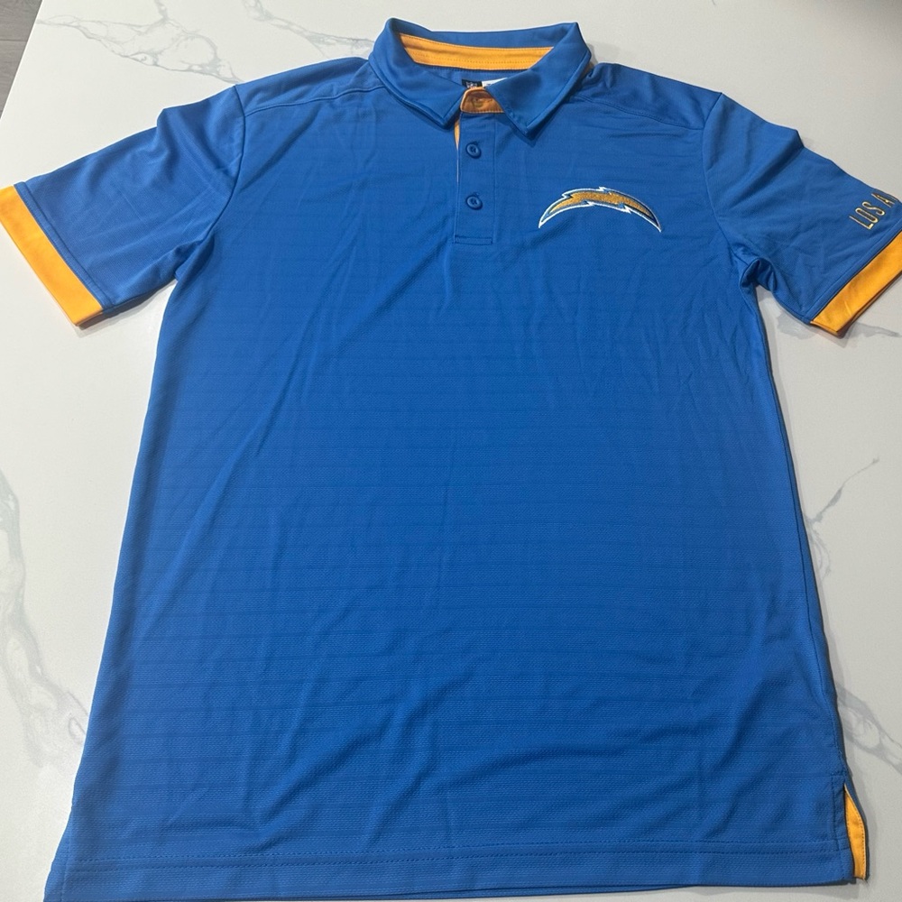 Los Angeles Chargers NFL Team Apparel Men’s Polo Shirt (Medium) Retails For $50